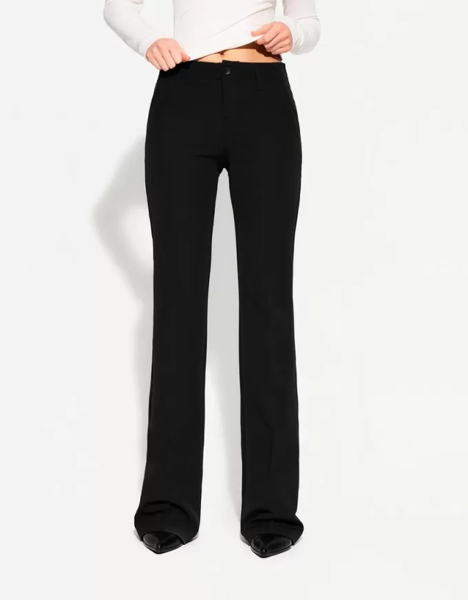 Pantalones boot-cut de talle bajo