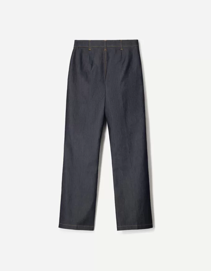Pantalones boot-cut de talle bajo