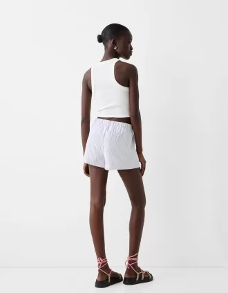 Pantalones cortos a rayas