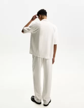 Pantalones deportivos anchos en mezcla de lino