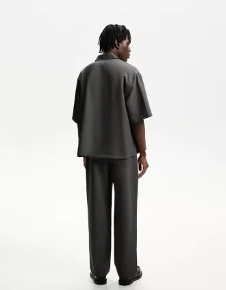 Pantalones deportivos de corte recto y sastre