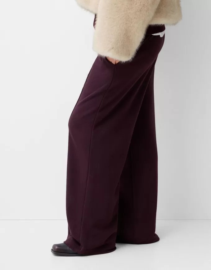 Pantalones deportivos de pierna ancha