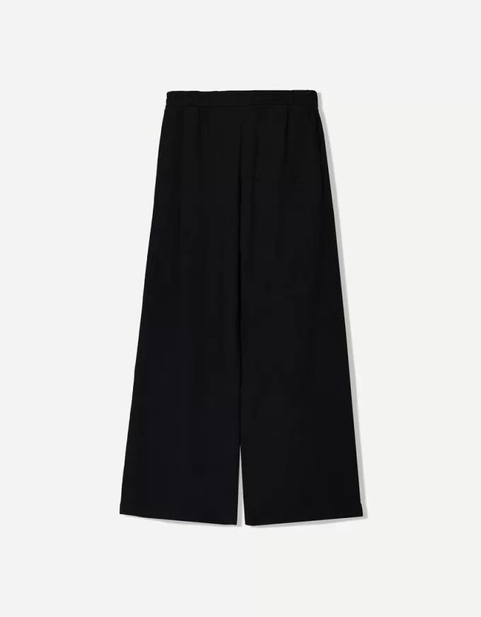 Pantalones deportivos de pierna ancha