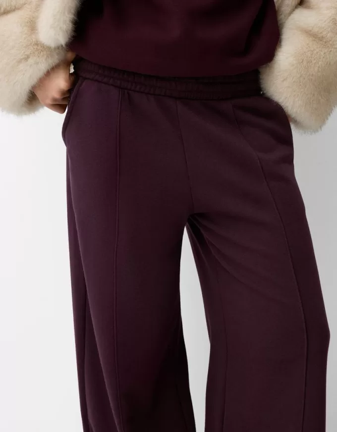 Pantalones deportivos de pierna ancha