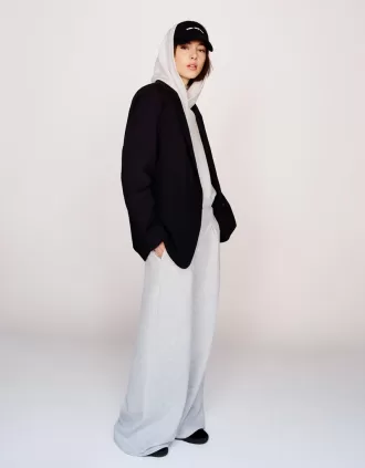 Pantalones deportivos de pierna ancha