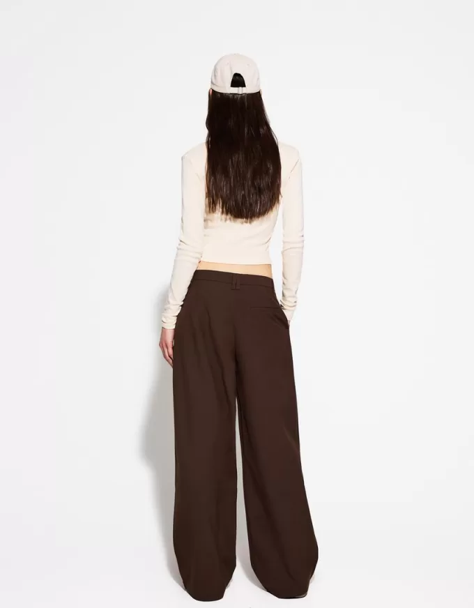 Pantalones holgados de tiro bajo