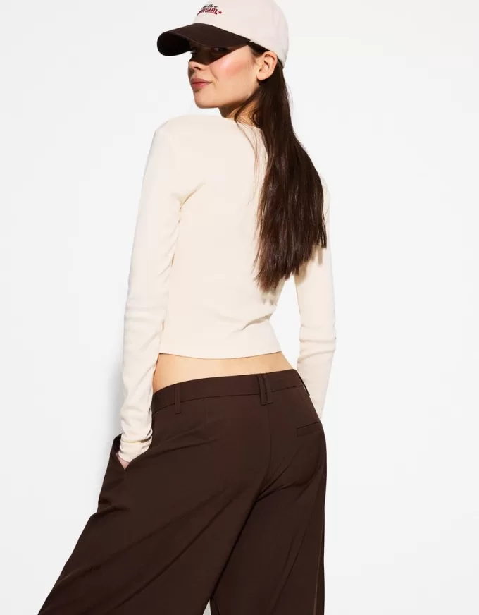 Pantalones holgados de tiro bajo