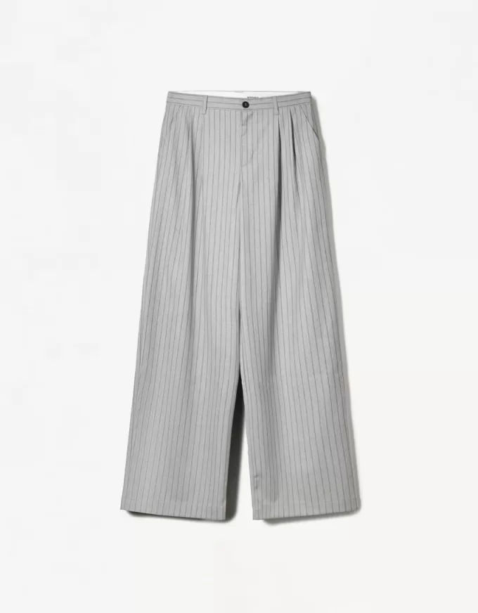 Pantalones holgados de tiro bajo