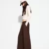 Pantalones holgados de tiro bajo