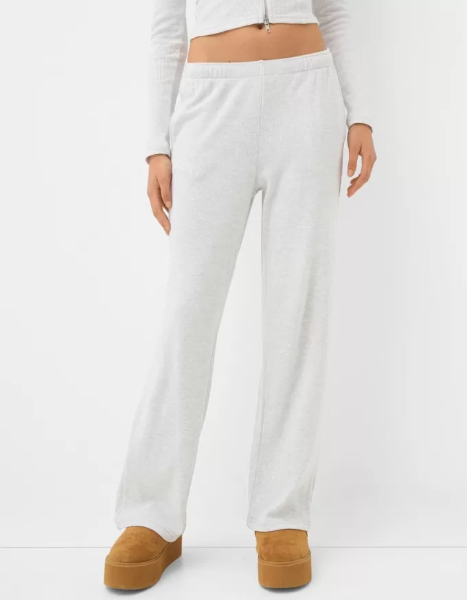 Pantalones textura gofre
