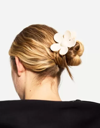 Paquete de 2 pinzas para el cabello con flores Paquete de 2 pinzas para el cabello con flores