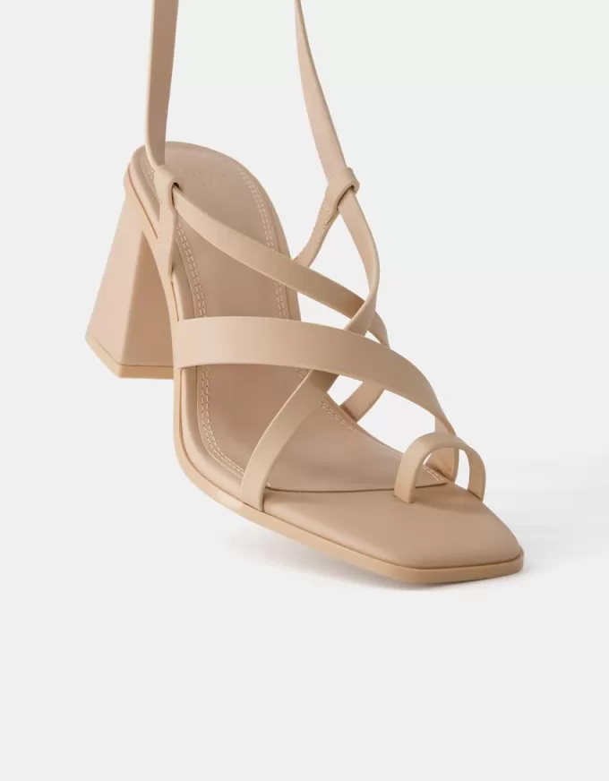Sandalias multitiras con tacón bloque Sandalias multitiras con tacón bloque
