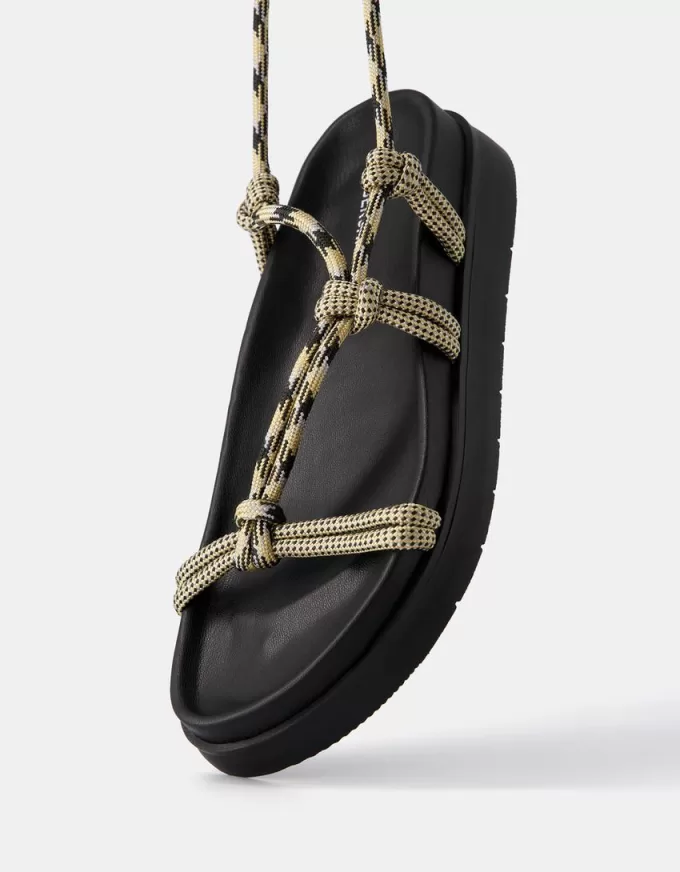 Sandalias planas de cuerda