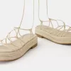 Sandalias planas de yute atadas Sandalias planas de yute atadas