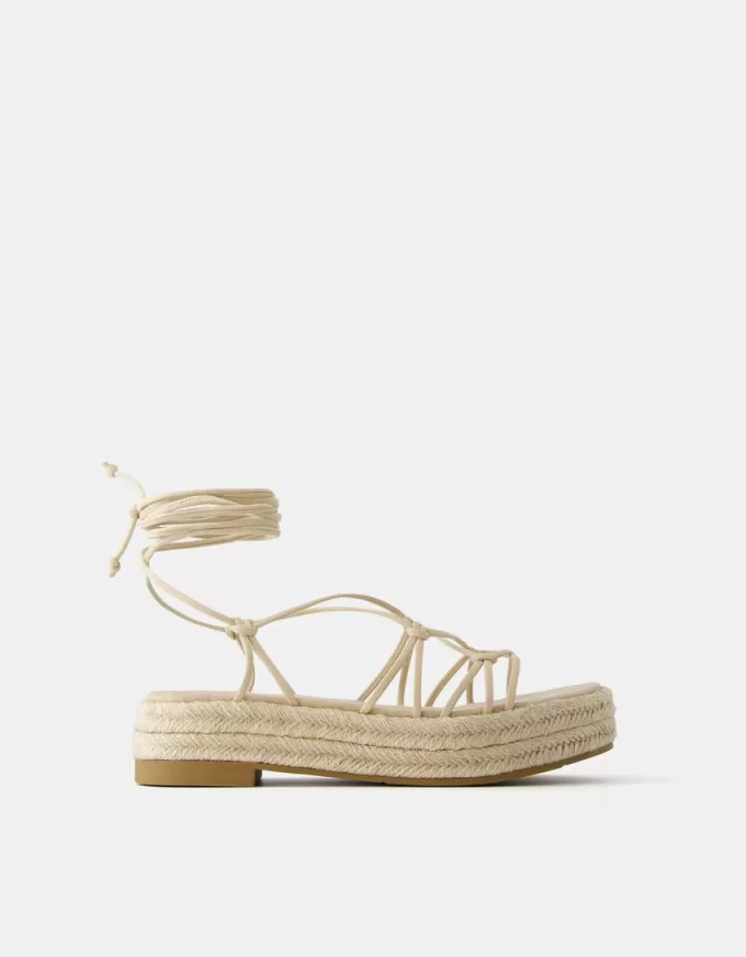 Sandalias planas de yute atadas Sandalias planas de yute atadas