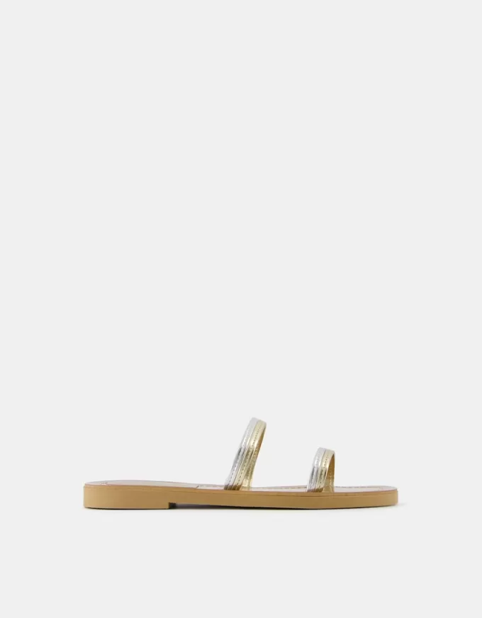Sandalias planas multitiras