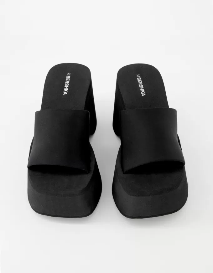 Sandalias tipo mule con plataforma