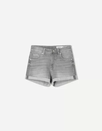 Shorts vaqueros con vuelta