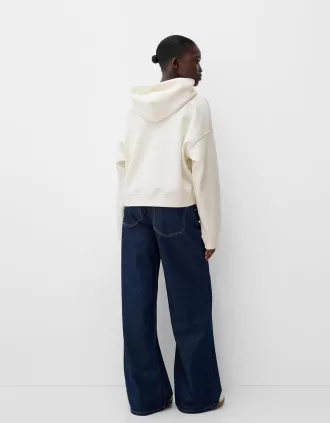 Sudadera con capucha de felpa