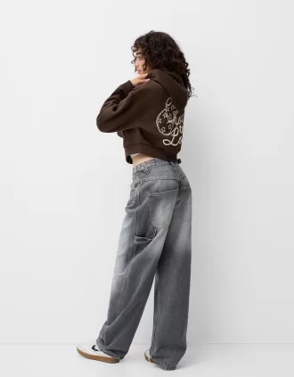 Sudadera con capucha estampada