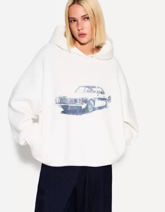 Sudadera con capucha estampada