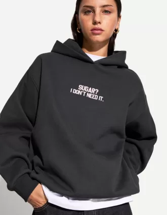 Sudadera con capucha estampada