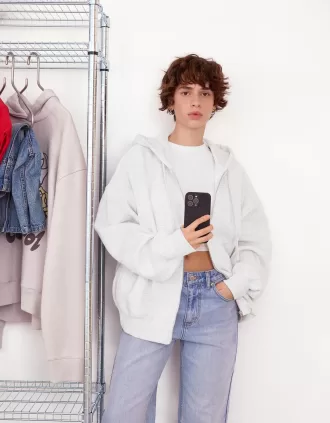 Sudadera con capucha y cremallera