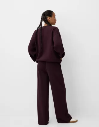 Sudadera oversize con bolsillos laterales