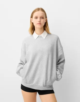 Sudadera oversize con bolsillos laterales