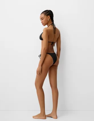 Top de bikini de triángulo