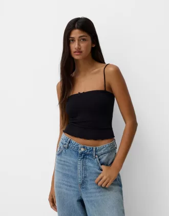 Top de tirantes con detalle de lazo