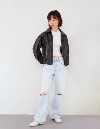 Vaqueros anchos estilo años 90 con rotos