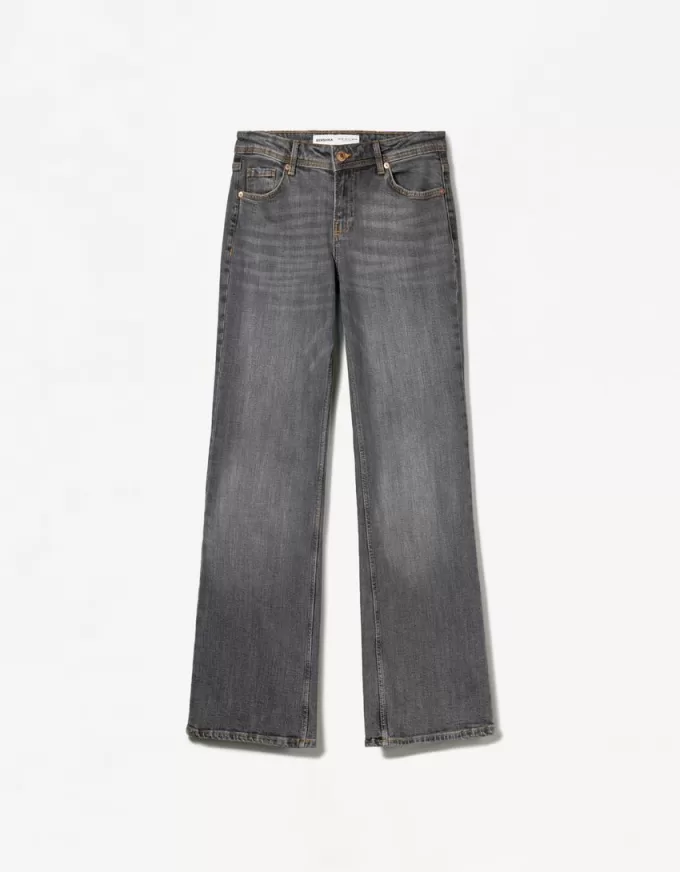 Vaqueros boot-cut de talle bajo
