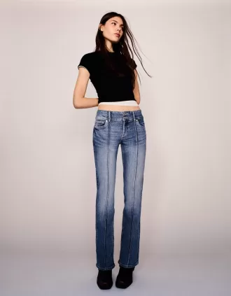 Vaqueros bootcut de talle bajo