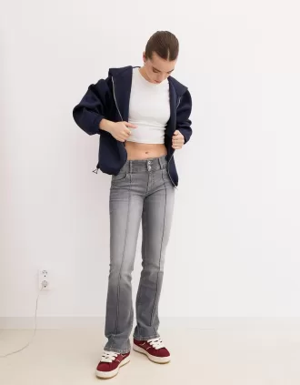 Vaqueros bootcut de talle bajo