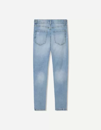 Vaqueros carrot fit rotos