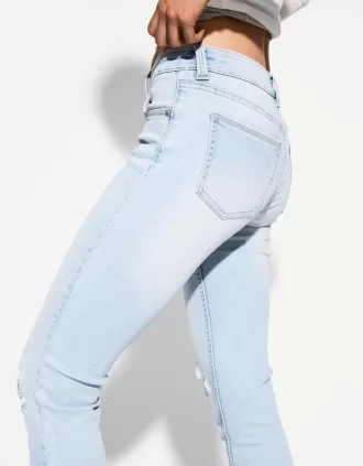 Vaqueros pitillo de talle bajo