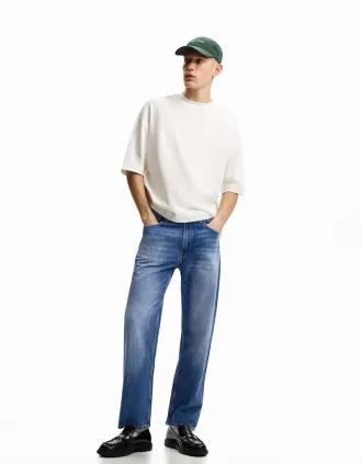 Vaqueros rectos estilo años 90