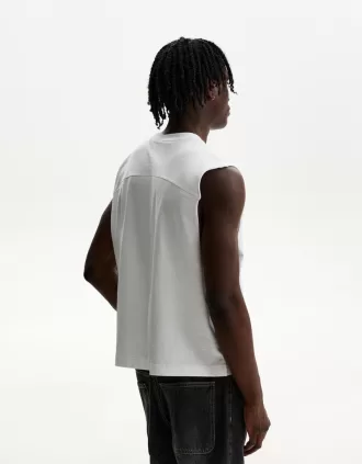 camiseta sin mangas